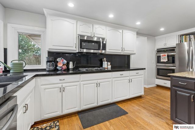 5626 S 125th Circle, Omaha, NE 68137