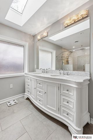 5626 S 125th Circle, Omaha, NE 68137