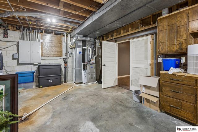 5626 S 125th Circle, Omaha, NE 68137