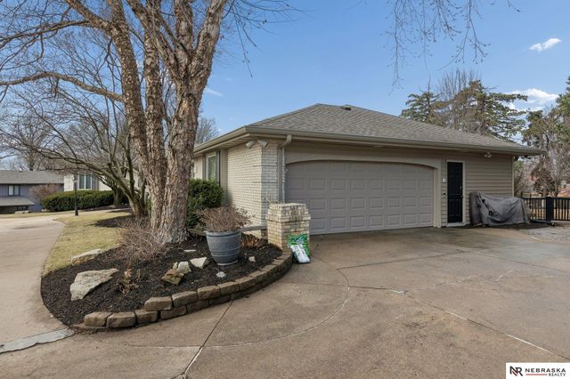 5626 S 125th Circle, Omaha, NE 68137