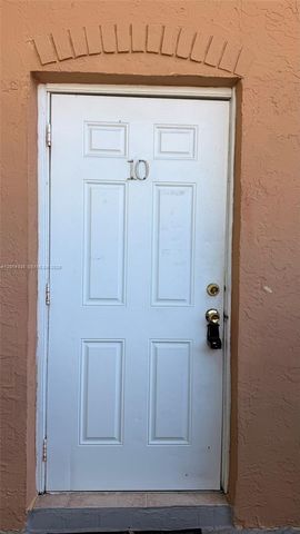 978 SW 10th Drive 10, Pompano Beach, FL 33060