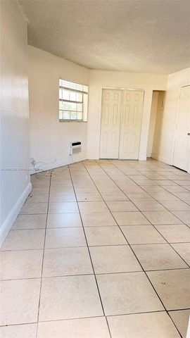 978 SW 10th Drive 10, Pompano Beach, FL 33060