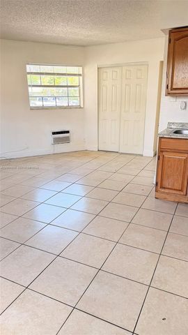 978 SW 10th Drive 10, Pompano Beach, FL 33060