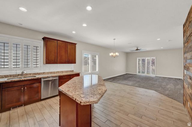 11166 S DEL ANDRAE LN, South Jordan, UT 84095