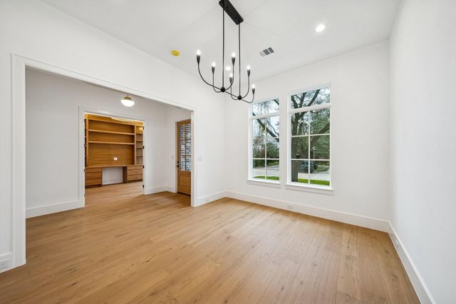 1227 Howard Lane, Bellaire, TX 77401