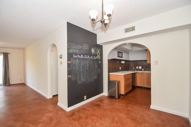 2601 Bellefontaine Street, Houston, TX 77025