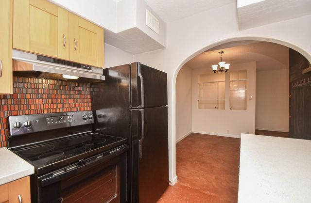 2601 Bellefontaine Street, Houston, TX 77025