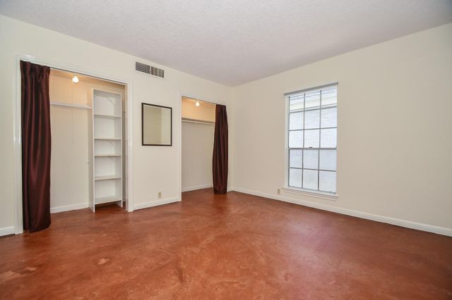 2601 Bellefontaine Street, Houston, TX 77025