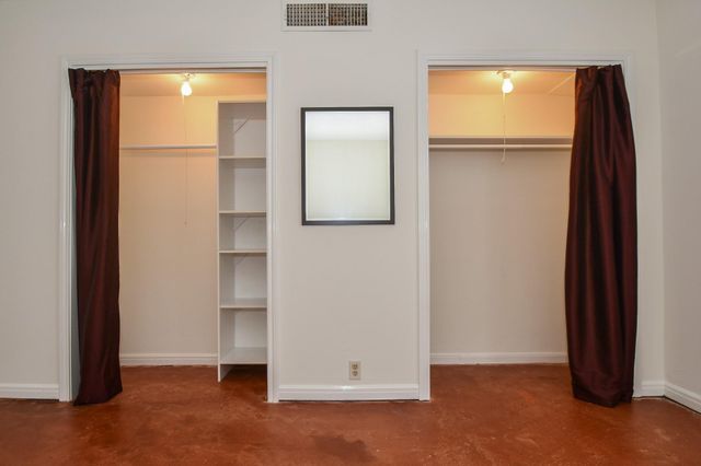 2601 Bellefontaine Street, Houston, TX 77025