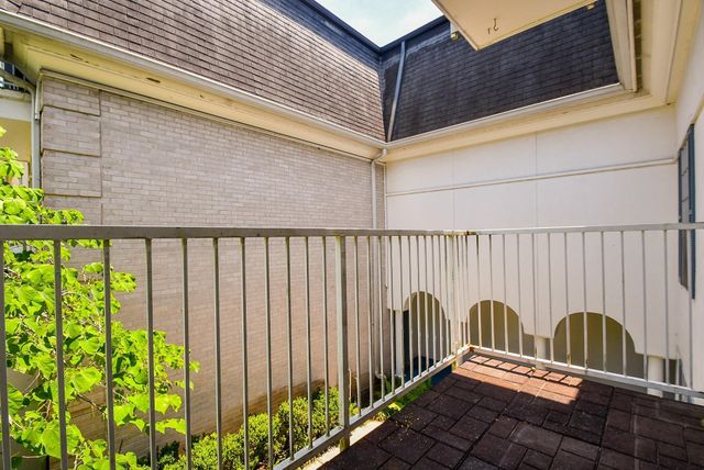 2601 Bellefontaine Street, Houston, TX 77025