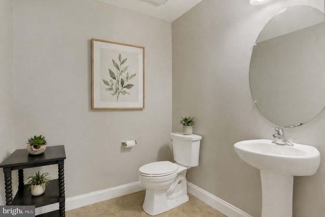 7 SIMON COURT, Mechanicsburg, PA 17050