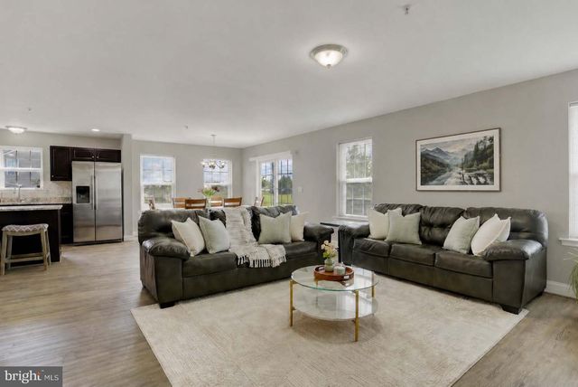 7 SIMON COURT, Mechanicsburg, PA 17050