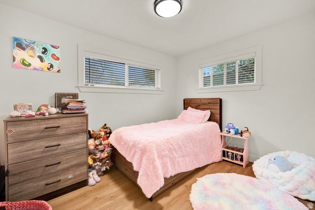 1861 E SEVERN DR, Holladay, UT 84124