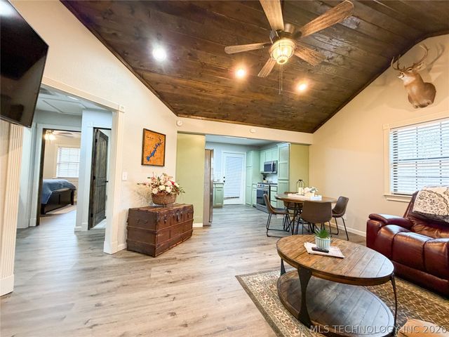 32741 S 551 Road, Cookson, OK 74427