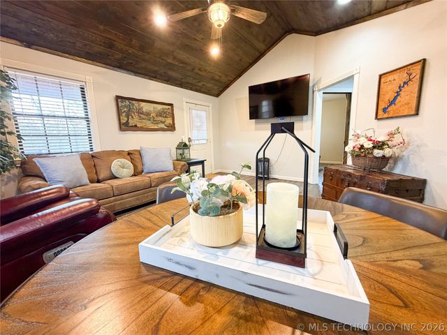 32741 S 551 Road, Cookson, OK 74427