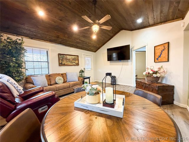 32741 S 551 Road, Cookson, OK 74427