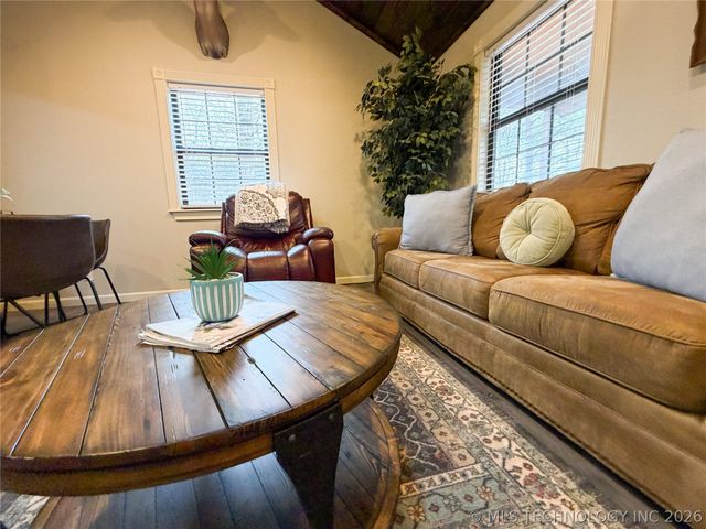 32741 S 551 Road, Cookson, OK 74427