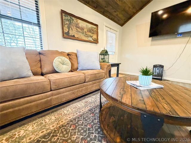 32741 S 551 Road, Cookson, OK 74427