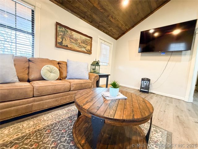 32741 S 551 Road, Cookson, OK 74427