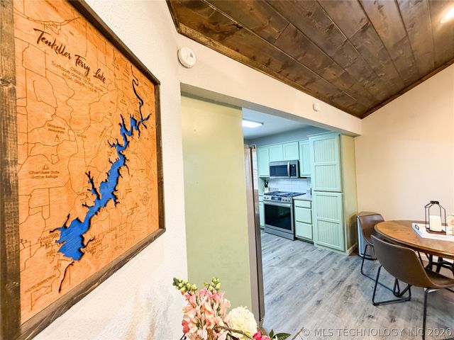 32741 S 551 Road, Cookson, OK 74427