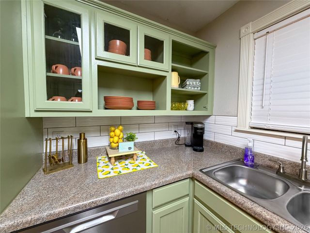 32741 S 551 Road, Cookson, OK 74427