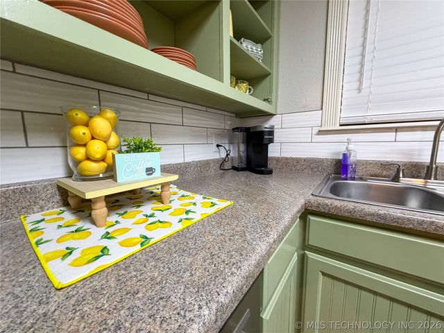 32741 S 551 Road, Cookson, OK 74427