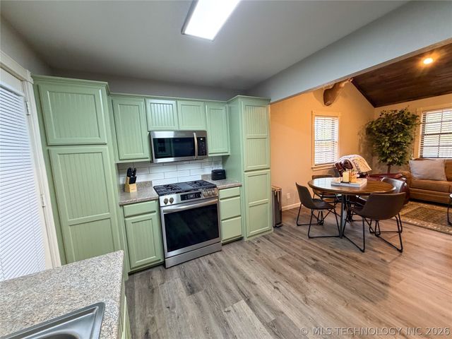 32741 S 551 Road, Cookson, OK 74427