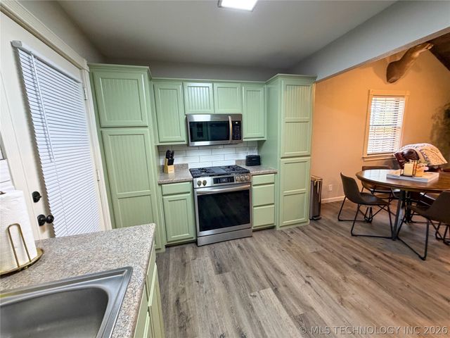 32741 S 551 Road, Cookson, OK 74427