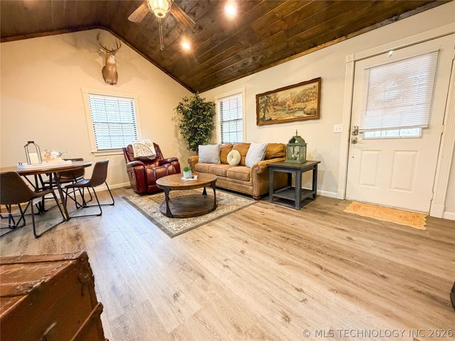 32741 S 551 Road, Cookson, OK 74427