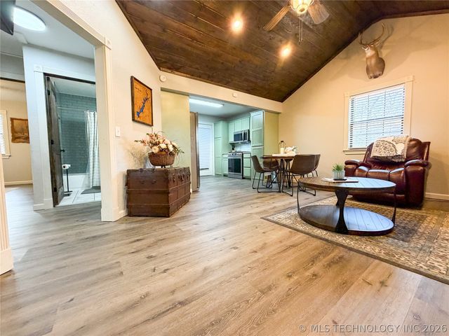 32741 S 551 Road, Cookson, OK 74427