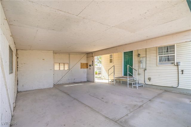 710 Cooper Street, Overton, NV 89040