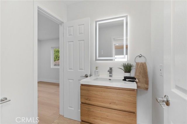 1219 N Raymond Avenue, Fullerton, CA 92831