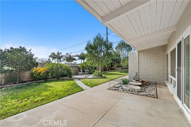 1219 N Raymond Avenue, Fullerton, CA 92831