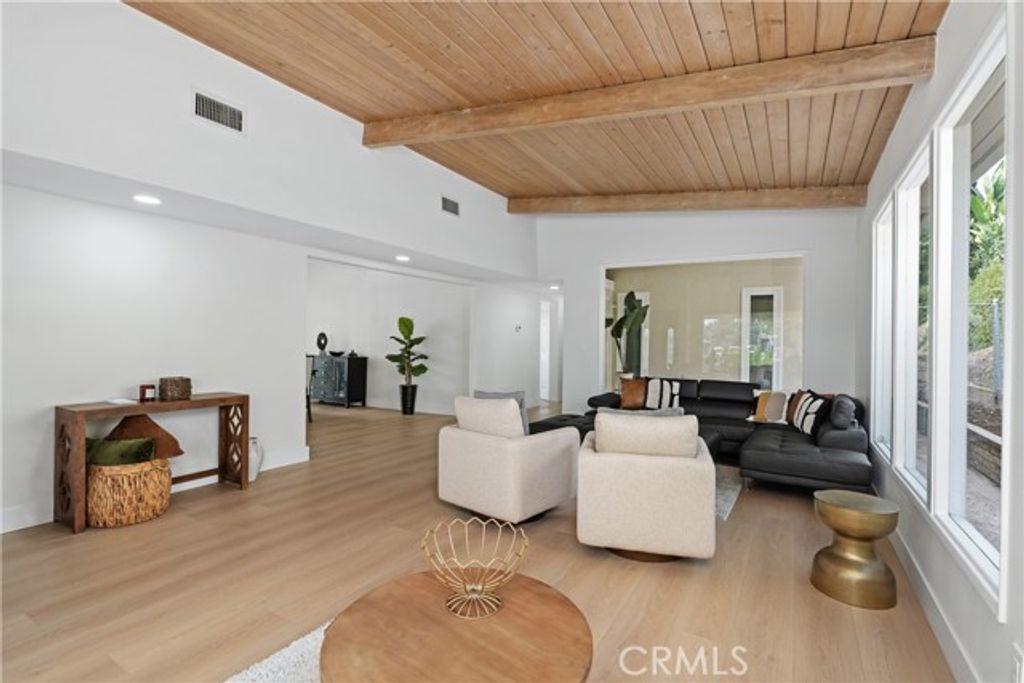 1219 N Raymond Avenue, Fullerton, CA 92831