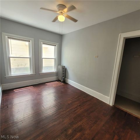 1447 Rosewood Avenue, Lakewood, OH 44107