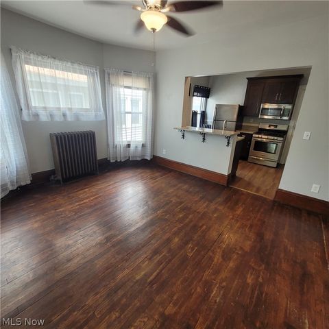 1447 Rosewood Avenue, Lakewood, OH 44107