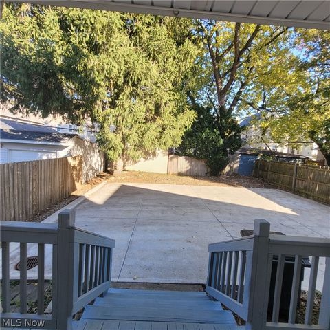 1447 Rosewood Avenue, Lakewood, OH 44107