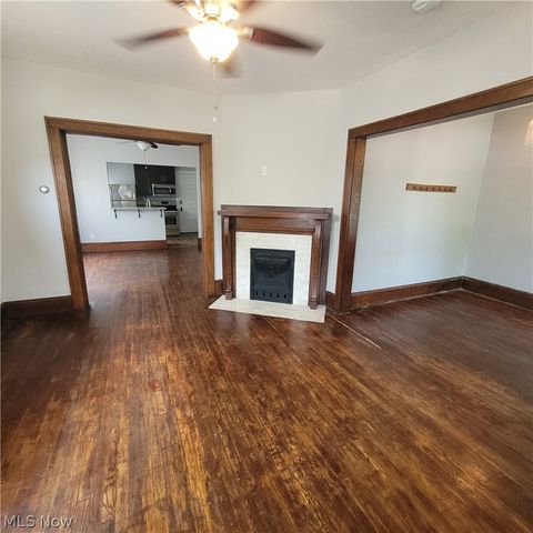 1447 Rosewood Avenue, Lakewood, OH 44107