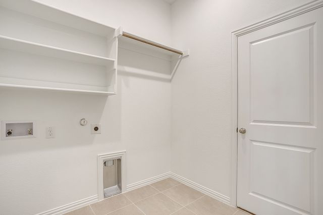 909 Schuberts Road, Justin, TX 76247