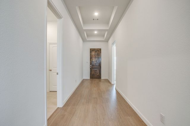 909 Schuberts Road, Justin, TX 76247