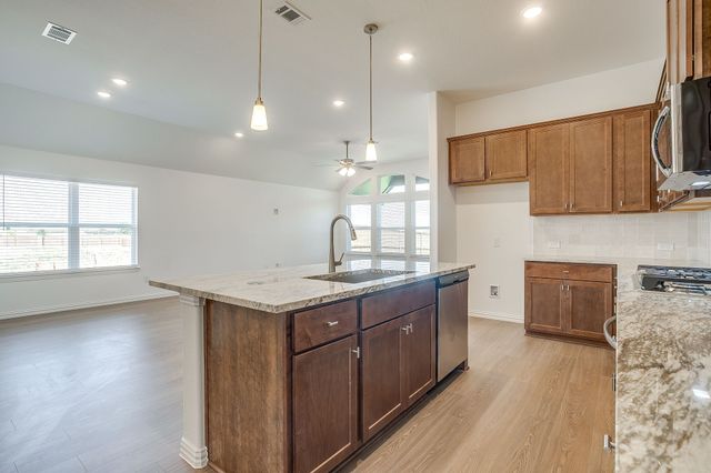 909 Schuberts Road, Justin, TX 76247