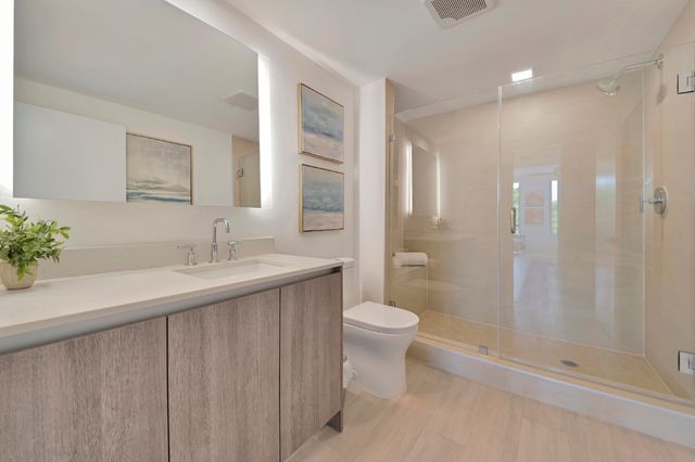 111 SE 1st Avenue 214, Delray Beach, FL 33444