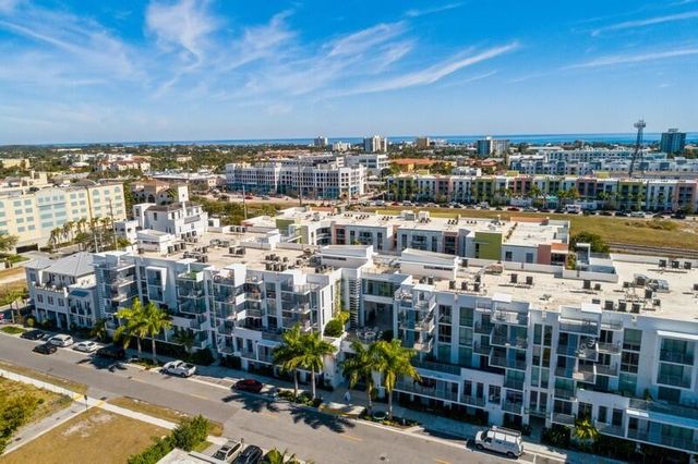 111 SE 1st Avenue 214, Delray Beach, FL 33444