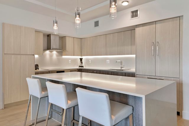 111 SE 1st Avenue 214, Delray Beach, FL 33444