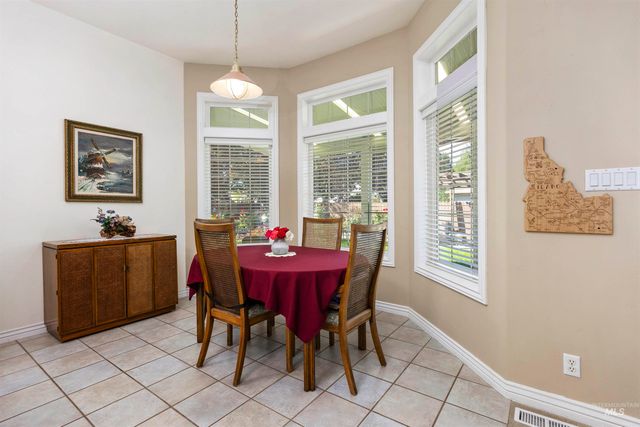 575 Woodland Drive, Twin Falls, ID 83301