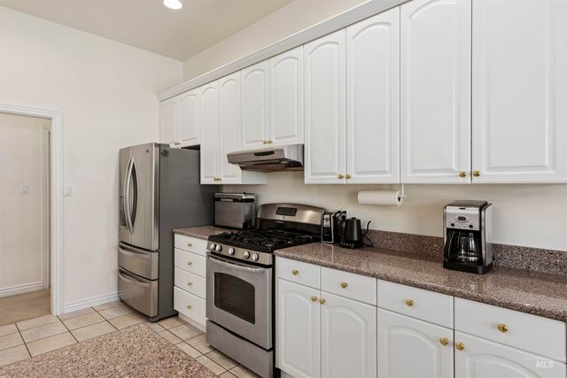 575 Woodland Drive, Twin Falls, ID 83301