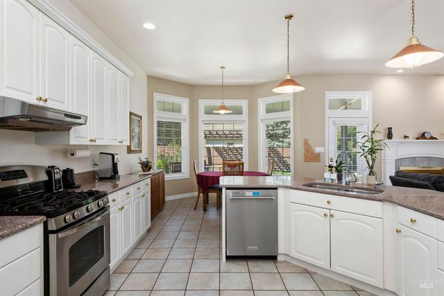 575 Woodland Drive, Twin Falls, ID 83301
