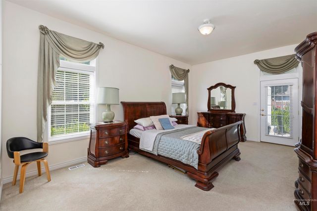 575 Woodland Drive, Twin Falls, ID 83301