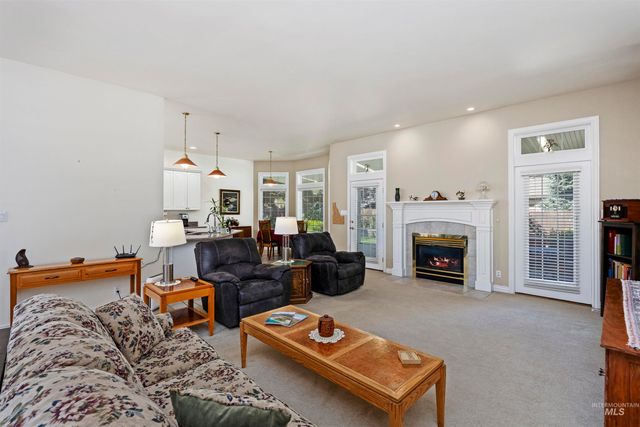 575 Woodland Drive, Twin Falls, ID 83301