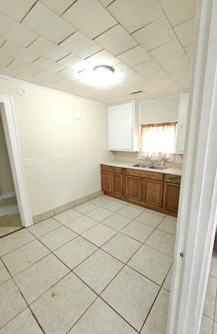 301 Kingwood Ave, Shelbyville, TN 37160